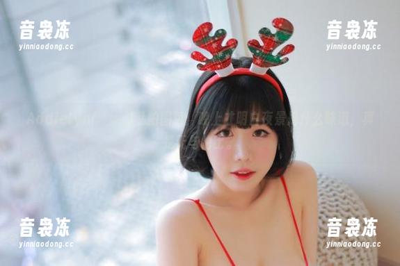 Addielyn(에디린)私拍图包：晚上才明白夜景是什么味道，真是无与伦比。
