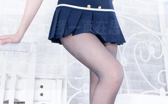 Beautyleg – 我一直在思考，为什么Miya的灰丝写真总是那么吸引目光，高清中透着个性。