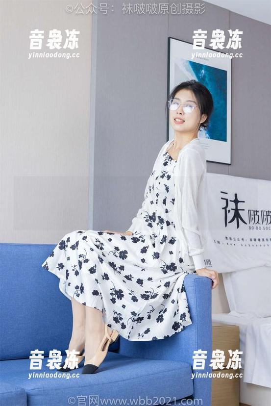 BoBoSocks袜啵啵-小甜豆 BoBoSocks袜啵啵 - 小甜豆在线,咖啡色丝袜的时刻,不看真的会后悔哦