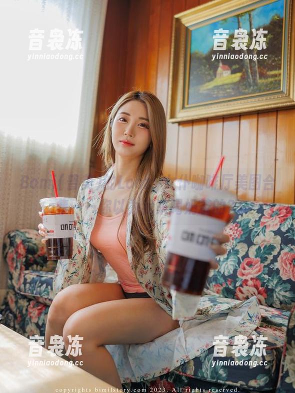 Bomi(普美)的Loozy女仆咖啡厅美图合集——你以为我来喝奶茶的？