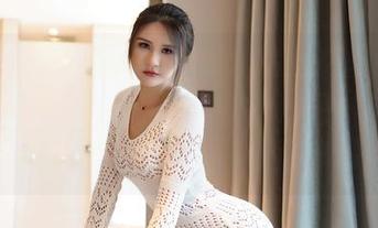 Feilin嗲囡囡 – Egg_尤妮丝的套装，真的是能让你多出几分自信的对吧？赶紧来拿这本写真集资源，告别犹豫！