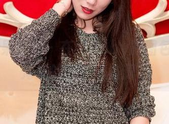 GIRLT果团网 – 在甜Abby的图包中重温海边的每个‘波澜’