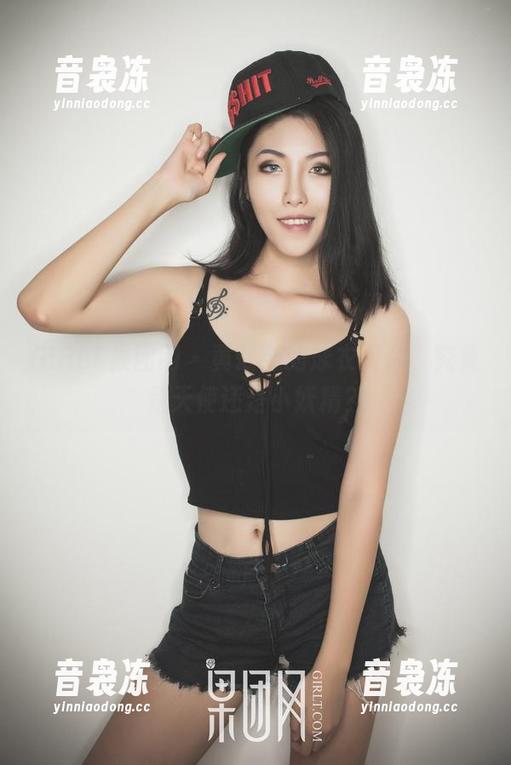 GIRLT果团网-黄歆苑 GIRLT果团网 - 黄歆苑的泳衣资源,究竟是天使还是小妖精?