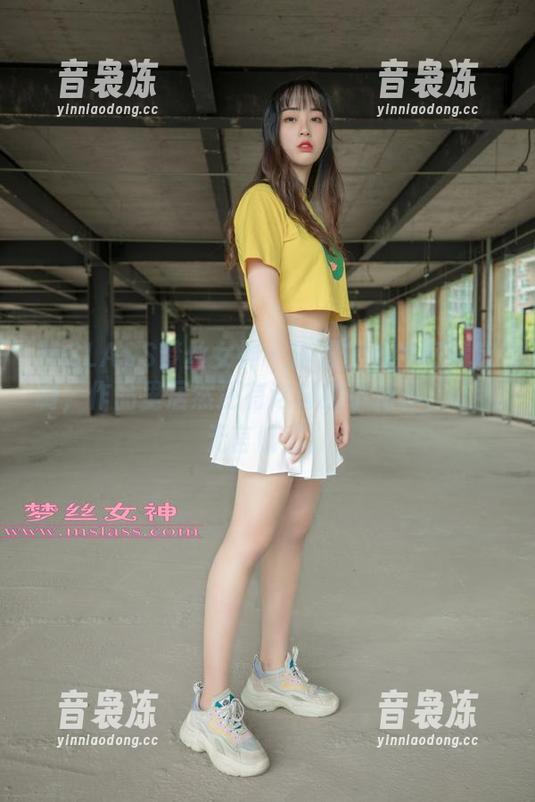 MSLASS梦丝女神-雨晨 MSLASS梦丝女神 - 雨晨的小牛仔裤定制,作品里居然还有这样的小花样,让我无言以对。