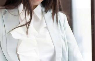 MiStar魅妍社 – 哇，大白兔emma居然开了间免费图片馆？镂空的不仅是作品，还有我的小心心！