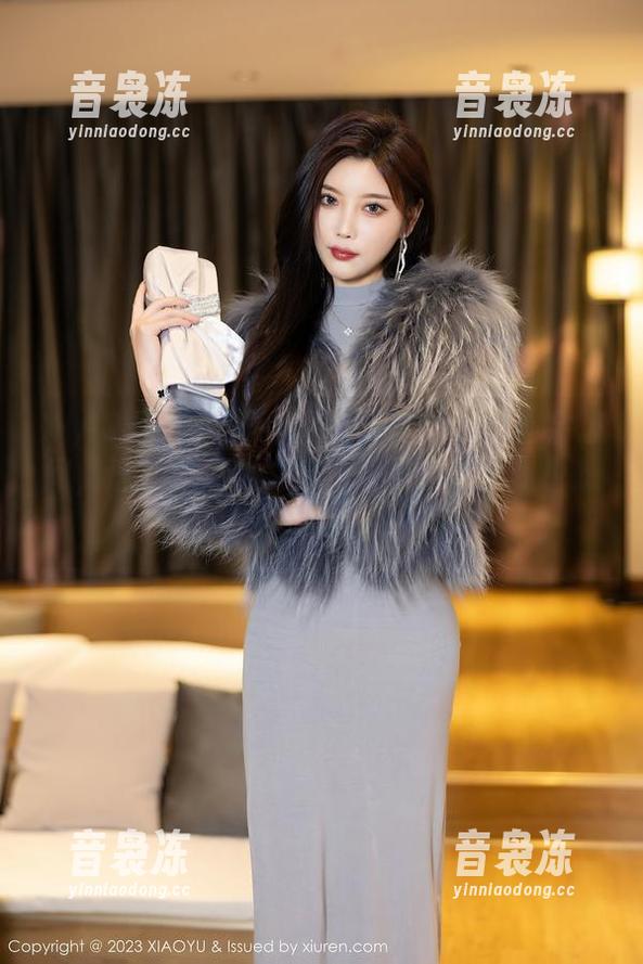 XIAOYU语画界 - 杨晨晨的图包：你会想问，这红裙怎么能这么优雅？我想我也想知道！