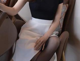 Xiuren秀人网 – 最新白色套图，Miko酱分分钟把明媚的夏日变成冰淇淋！