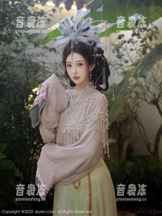 Xiuren秀人网-周jojobaby Xiuren秀人网 - 定制?裤里丝?周jojobaby,这听起来像个新鲜玩意儿。