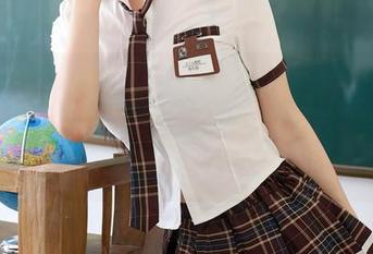 Xiuren秀人网 – 快来拿周慕汐fairy职场制服ol下载，帮你打消老板恼人的正经气象！
