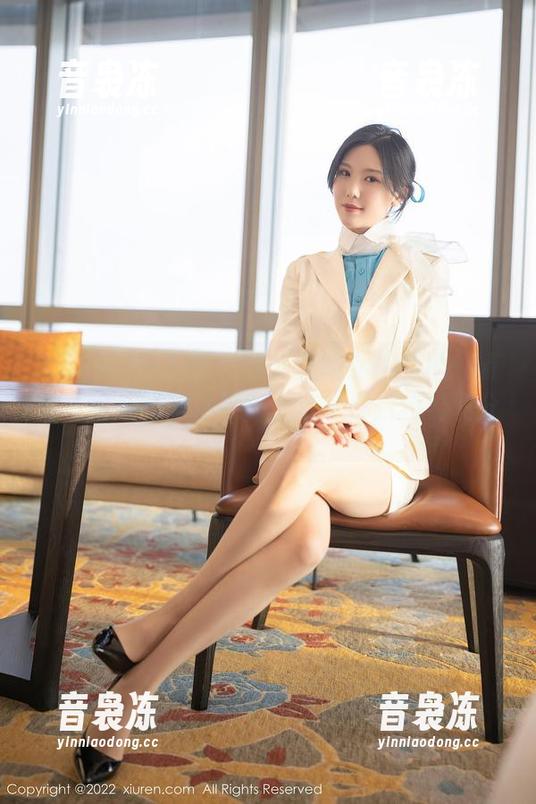 Xiuren秀人网 - 林文文的女仆私拍：清洁与诱惑的微妙平衡，这样打扫我给满分。