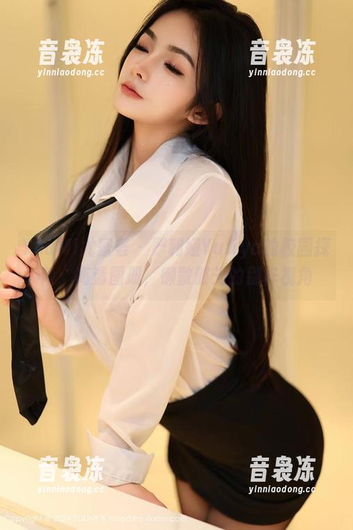 YouMi尤蜜荟-严利娅Yuliya YouMi尤蜜荟 - 严利娅Yuliya的校园探险:高清图册,懒散时光的别样视角