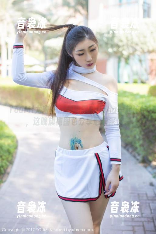 YouMi尤蜜荟-娜露Selena YouMi尤蜜荟 - 和娜露Selena一起流行,这晚旗袍图包分享意味深长。