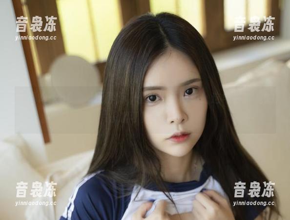在线Yuka(유카)玩得嗨，图片也不简单！这宅在家里的乐趣可真不少。