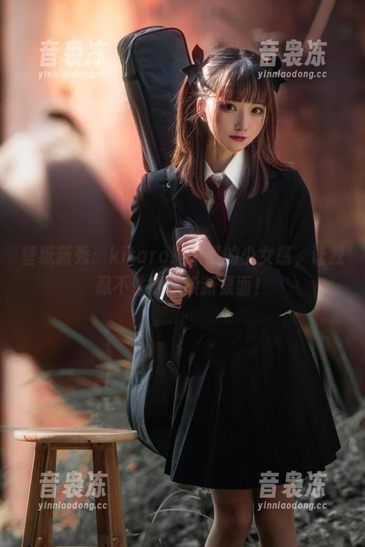 壁纸新秀：kitaro绮太郎的少女感，让我忍不住搬家换新桌面！