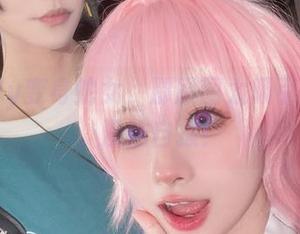 Wendy变身蛇女，那原图太吸引目光了，没法自拔！