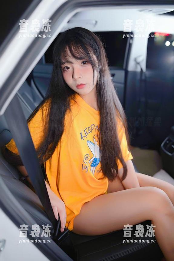 yuuhui玉汇 yuuhui玉汇没有隐情,白丝福利如猛兽,饥饿的目光已经出没了!