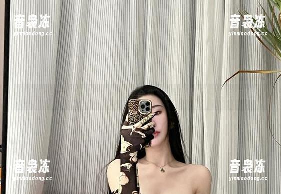 不爱笑的赛琳 微密圈 - 不爱笑的赛琳的性感合集,警告:看了可能会沉迷!