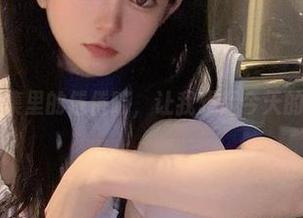 红裙合集里的倦倦喵，让我想起今天的晚餐…