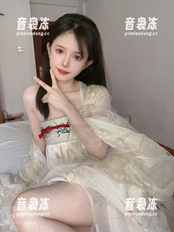 在线直击，倦倦喵的户外合集，恭喜，你可能陷入她的迷雾了。