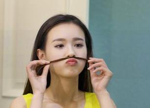 克拉女神 – 给我个理由不去看菲菲的日常美图资源？哦，我想到了：懒！