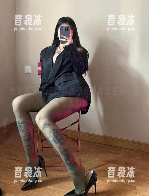 卡通百科老王 微密圈 - 卡通百科老王最新高清系列:红色蕾丝里的云与雨