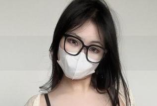 微密圈 – 可爱的肉巴的美脚照：为了这双脚，我愿意放弃一整年的运动！