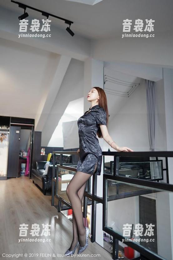 嗲囡囡-solo尹菲 嗲囡囡 - solo尹菲在线:高清圣诞未必那么简单,点进来找真相吧。