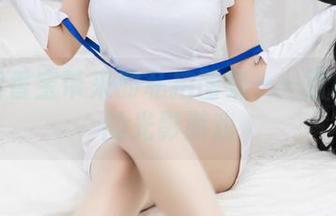 坏露露香宝带来的私拍图集——百叶窗下的光影游戏