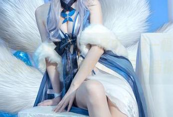 在妖少you1的福利写真中，每一幅都像是在和北斋的画展同行，无心插柳。