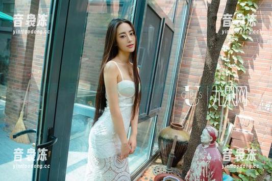 尤果网-仙妮 尤果网 - 百变角色:仙妮的秘书套图,让人捧腹的日常