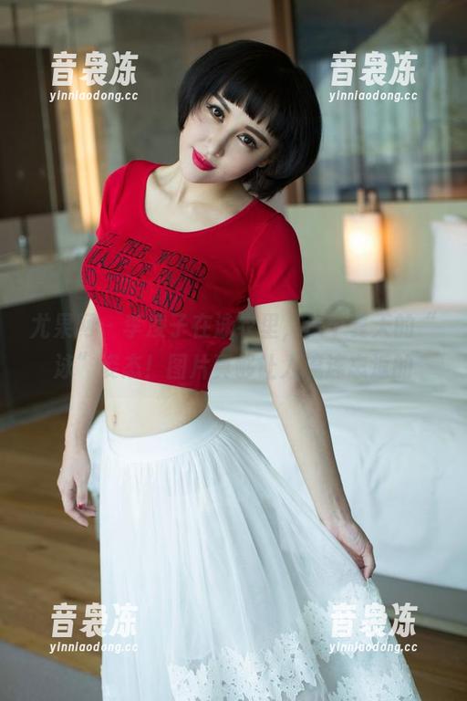 尤果网-李凌子 尤果网 - 李凌子在泳衣里,这个夏天的“泳”姿态!图片真够让人流连忘返的