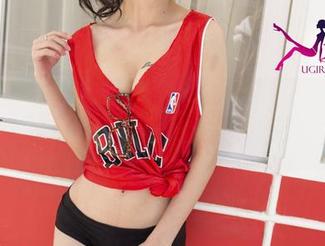 尤果网 – 别眨眼！霓梓心的新写真：夏天上线啦！