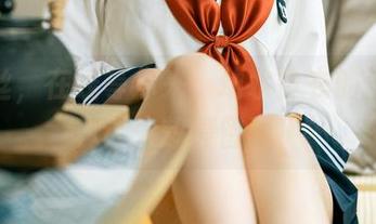 裤里丝，在线等你来，幼水铃衣的作品可真让人想停留呢！