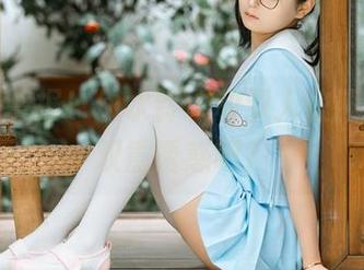 私房图警报！幼水铃衣和双人校服，来点双重诱惑吧？