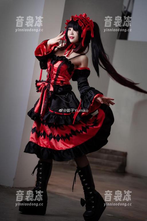 御子Yumiko 美图流出的信号:御子Yumiko和她的口罩,让cos玩起了伪装术!