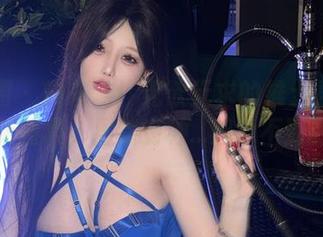 微密圈 – 快来瞧！无欲无求的推土君的美脚最新图集，居然有种…想象不到的优雅