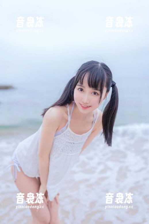 木棉棉OwO 木棉棉OwO:清纯套图,像一口清爽的椰汁,喝一口就上头。