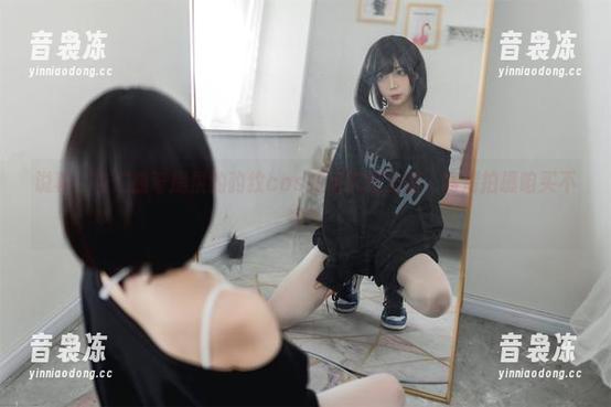 说真，杏仁曲奇提供的豹纹cos如建筑般坚固，高清拍摄咱买不买？