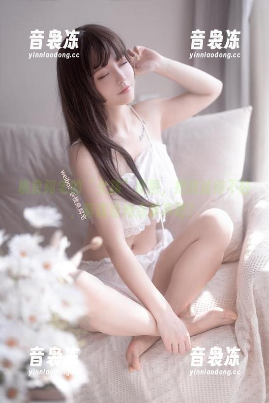 桃良阿宅 桃良阿宅的“女孩”原图,把我迷得不轻,真该给她点掌声吧?