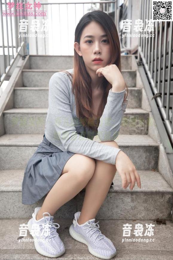梦丝女神-乔儿 梦丝女神 - 乔儿的纱袜日常:原图全集,时而俏皮时而迷离