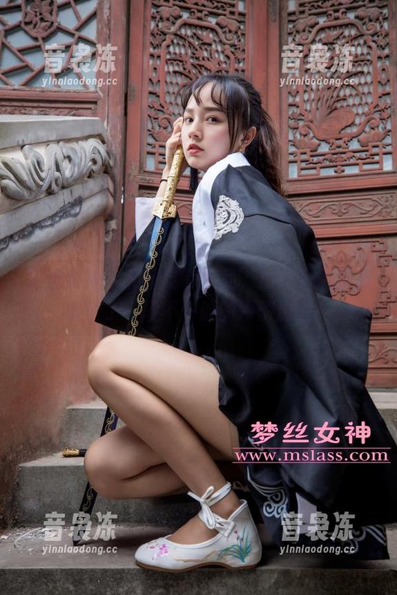 梦丝女神-王娇娇 梦丝女神 - 和服定制作品,王娇娇用姿态诉说了一段不一般的冷淡历程!
