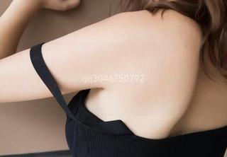 梦丝女神 – 下载玥玥的黑色迷人图集，快来见见这种‘黑’的真实写照！