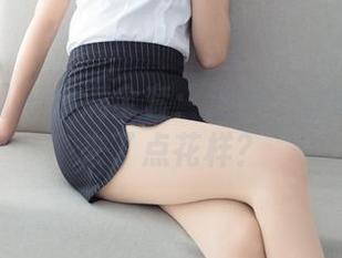 森萝财团 – 小满全套：这裤里丝能不能再来了点花样？