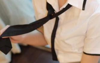 模范学院 – 梦梵女王私拍特辑：其实我一直在寻找一个很适合我表情的王座！