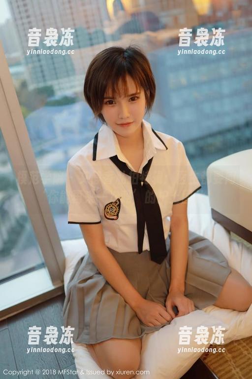 模范学院 - 艾静香私拍特辑：医生都要问‘你能再来一次吗’的护士图片！
