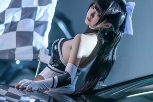在樱落Selena的丝袜宇宙里，cos可以这样解读？