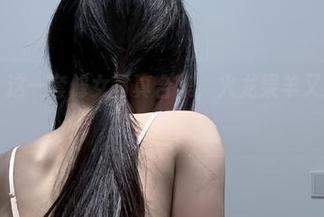 微密圈 – 这一套修女写真合集，火龙果羊又又又圈粉无数！