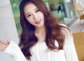 爱蜜社 – sugar小甜心CC的眼镜写真，整套下来，让我想起了小时候的那些年…