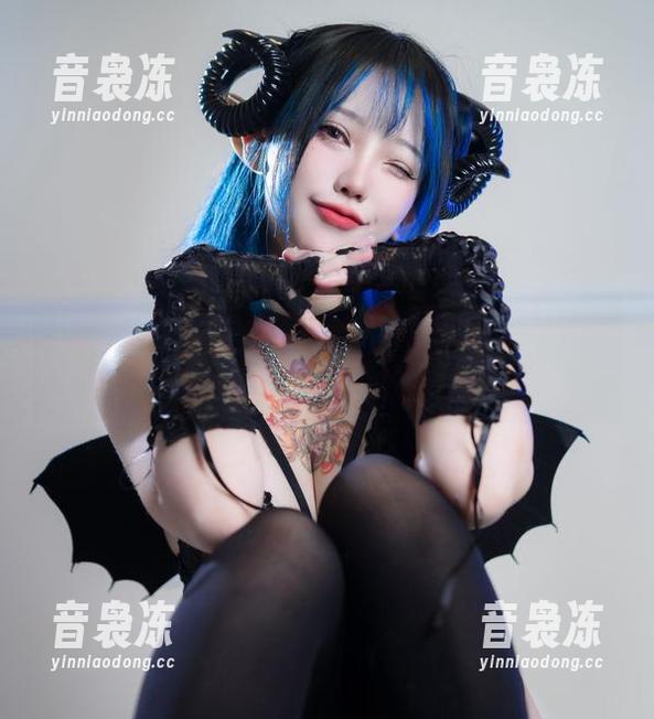 狐洛洛子 新鲜出炉!狐洛洛子的居家女友图册,坐家也能这么撩?