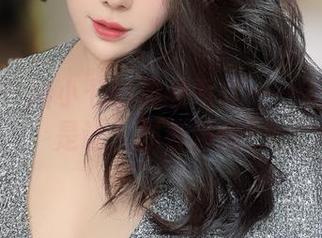 微密圈 – 猪小七的黑丝写真——无圣光倒是让人越看越想！